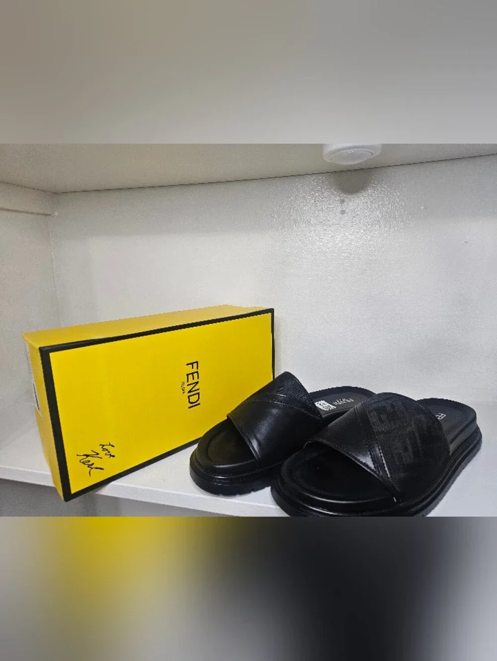 Fendi Black Men’s Crossover Strap Slide Sandals